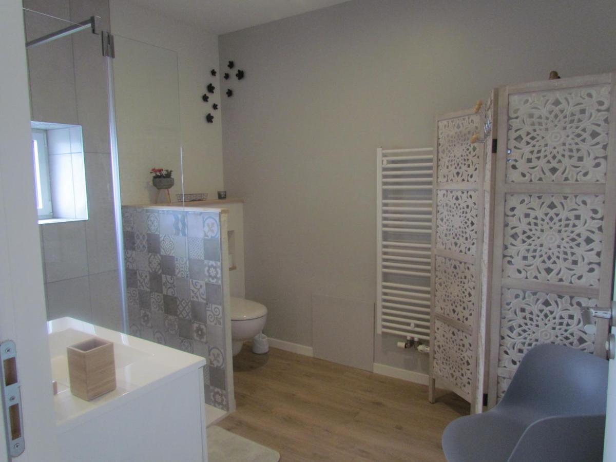 Gite La Petite Maison Montournais Екстериор снимка