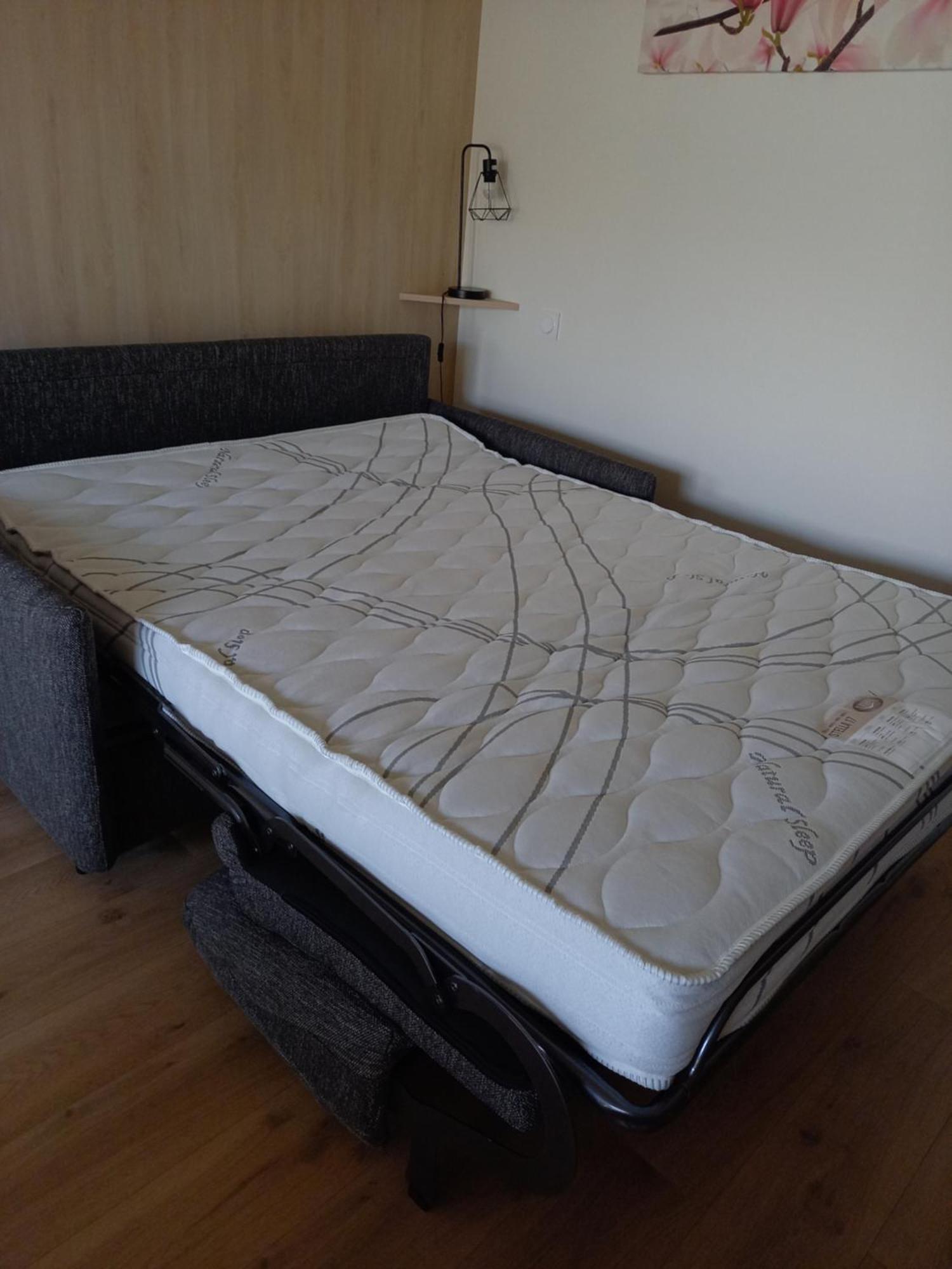 Gite La Petite Maison Montournais Екстериор снимка