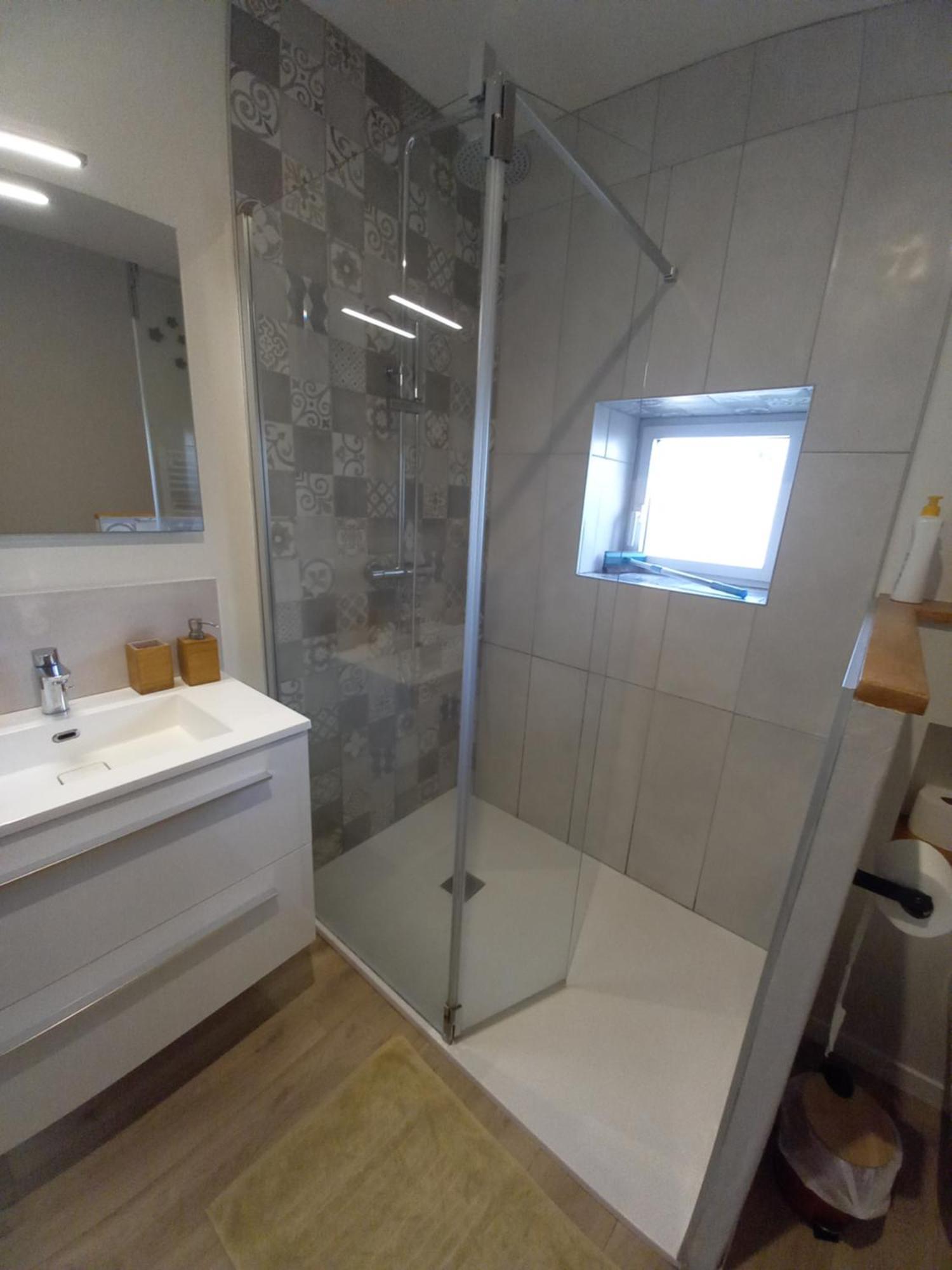 Gite La Petite Maison Montournais Екстериор снимка