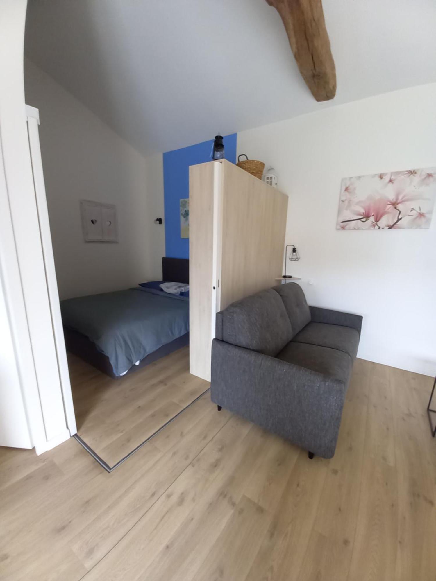 Gite La Petite Maison Montournais Екстериор снимка